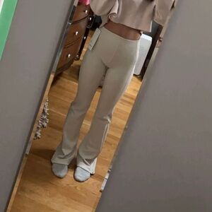 Lululemon Ribbed Softstreme Zip-Leg High-Rise Cropped Pants 25" inseam , Size 4